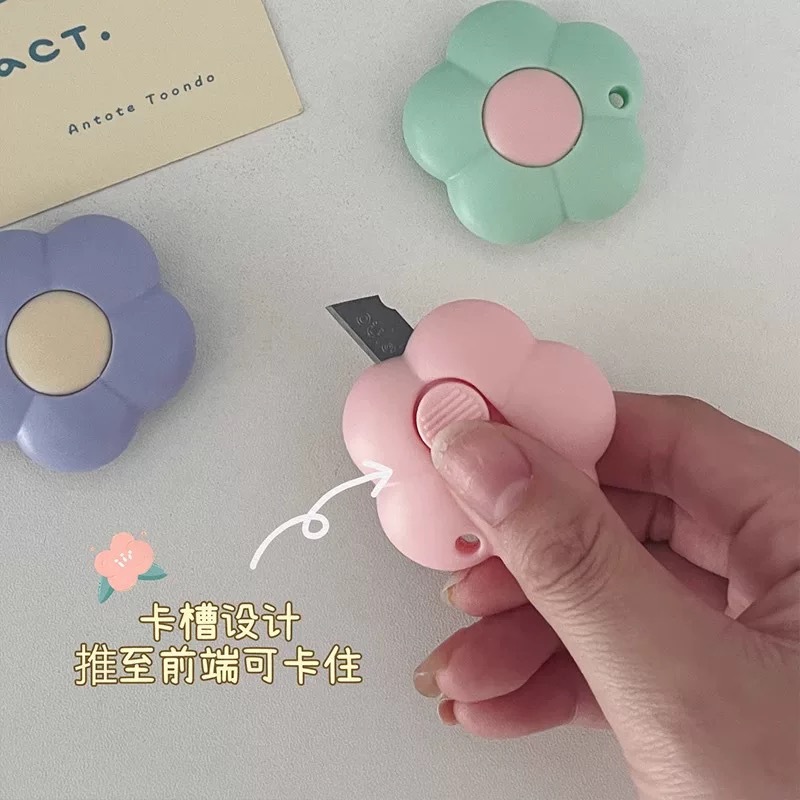 Cute Flower Art Utility Knife  - огляд і ціна Art Craft Stationery